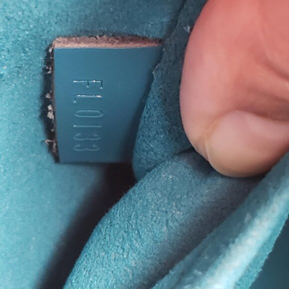 100% Authentic Louis Vuitton Alma Bb Epi Leather Satchel Bag 480-081024 - Picture 15 of 16